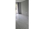 2 Zimmer Wohnung mit Balkon und Autostellplatz, in SZ Krähenriede