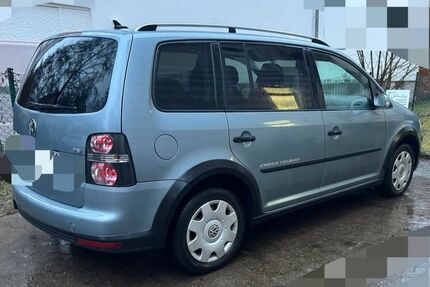 VW Touran 149.800 km 6.400 &euro; Braunschweig 38100