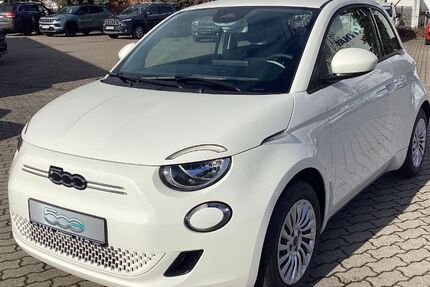 Fiat 500e 11.850 km 24.780 &euro; Harsum 31177