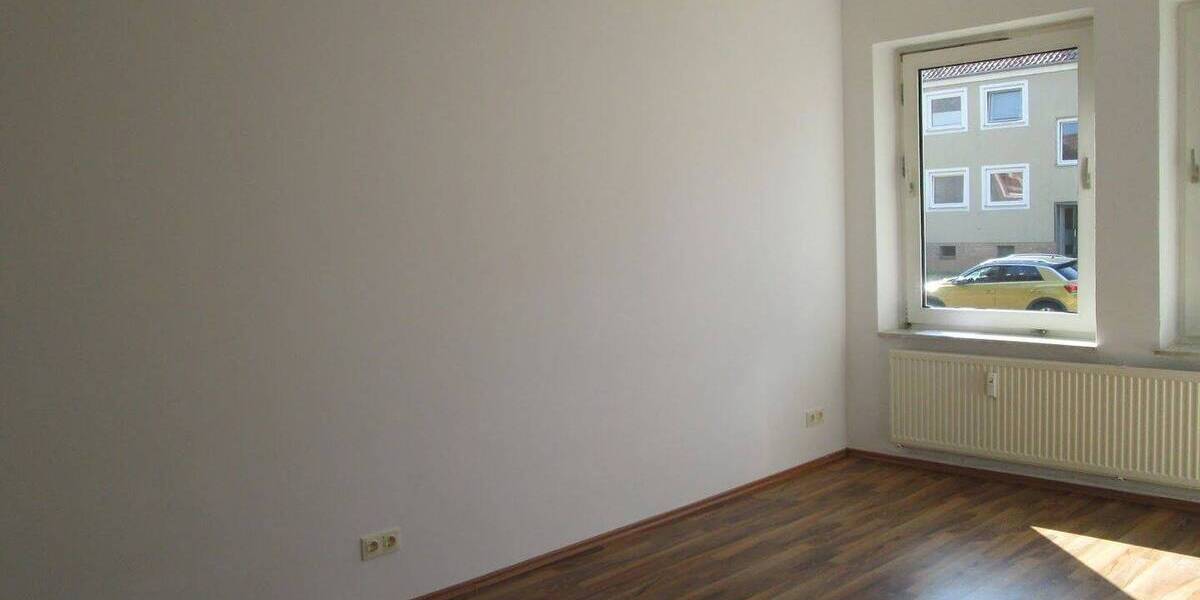 Etagenwohnung Salzgitter Lebenstedt - 2 Zimmer, 48 m&sup2;, 292&euro; | Angebot:26202187