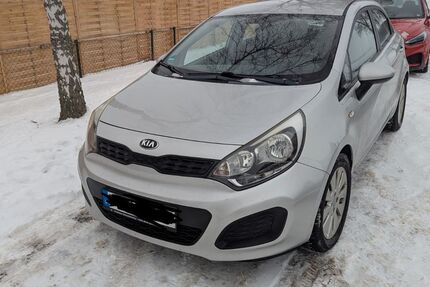 Kia Rio 96.000 km 5.900 &euro; Peine 31228
