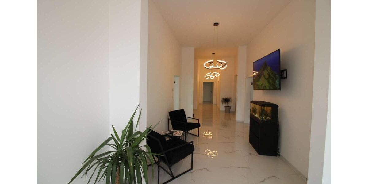 Repräsentative und moderne Bürofläche im Neubau - Dachgeschoss zimmer