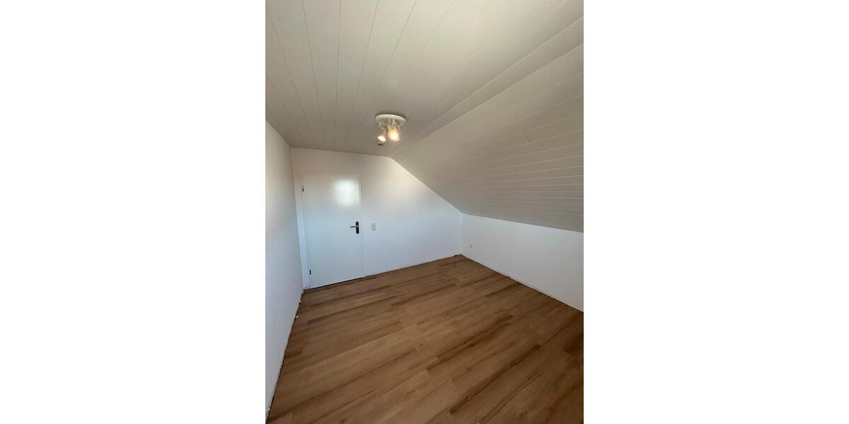 Dachgeschoßwohnung Braunschweig Heidberg-Melverode - 2 Zimmer, 53 m&sup2;, 550&euro; | Angebot:25172554