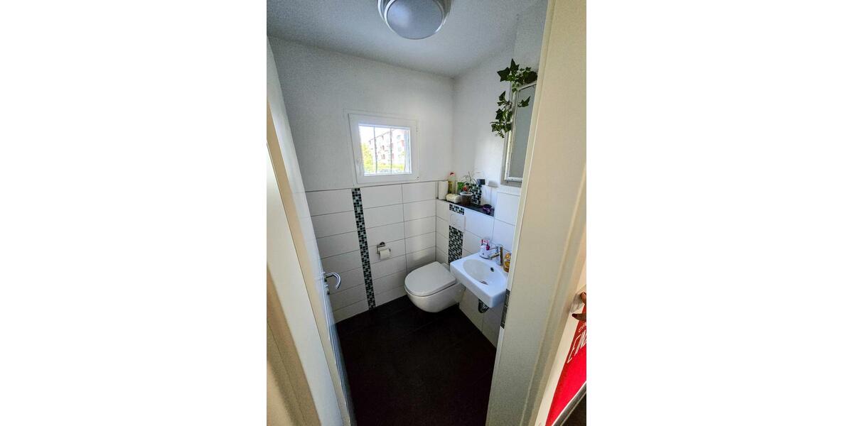 Reihenhaus Salzgitter - 3 Zimmer, 94 m&sup2;, 280.000&euro; | Angebot:27165614
