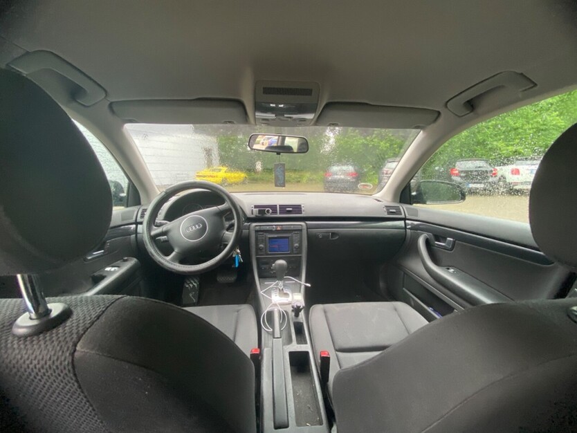 Audi A4 Avant 293.146 km 3.980 € Braunschweig 38100