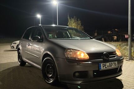 VW Golf 208.000 km 3.799 &euro; Ilsede 31241