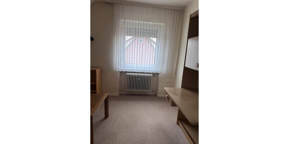 Dachgeschoßwohnung Braunschweig Timmerlah-Geitelde-Stiddien - 1 Zimmer, 20 m&sup2;, 500&euro; | Angebot:24422313