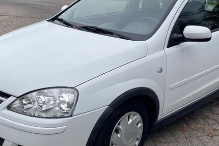 Opel Corsa 59.880 km 2.260 € Braunschweig 38110