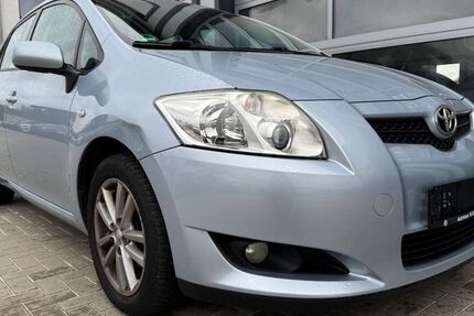 Toyota Auris 99.000 km 4.999 € Lengede OT Broistedt 38268