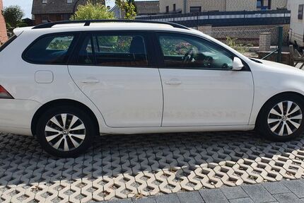 VW Golf 125.000 km 3.200 € peine 31224