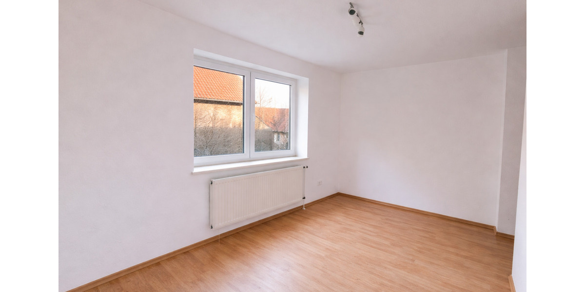 Etagenwohnung Hildesheim Itzum-Marienburg - 3 Zimmer, 77 m&sup2;, 900&euro; | Angebot:24866393