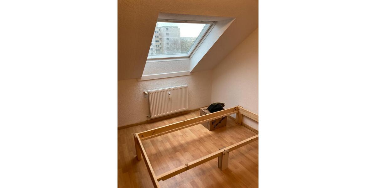 Dachgeschoßwohnung Wolfenbüttel - 2.5 Zimmer, 55 m&sup2;, 99.000&euro; | Angebot:27301057