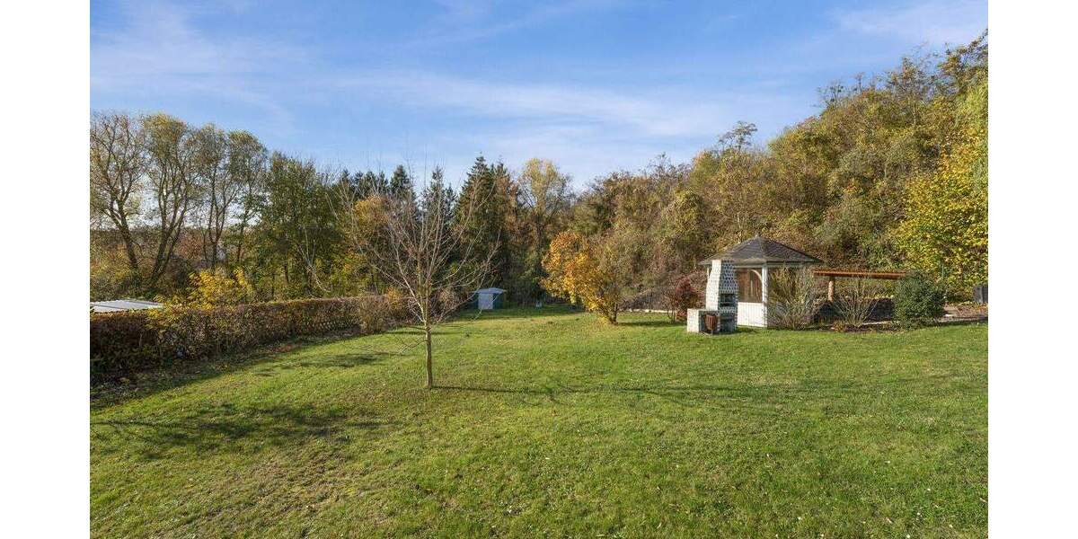 PROVISIONSFREI | Endhaus mit großem Garten in Top Lage - sofort bezugsfrei! 7 zimmer