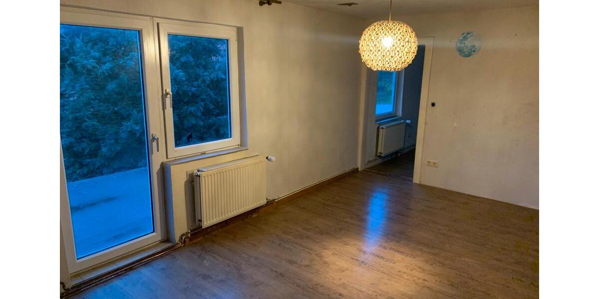 Einfamilienhaus Baddeckenstedt - 7 Zimmer, 150 m&sup2;, 135.000&euro; | Angebot:26091120