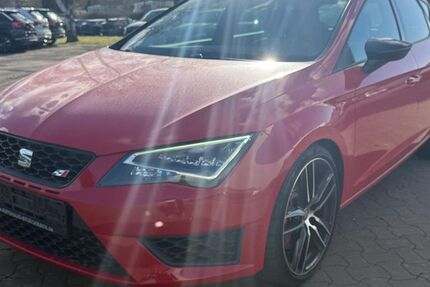 Seat Leon 95.000 km 15.990 &euro; Braunschweig 38122