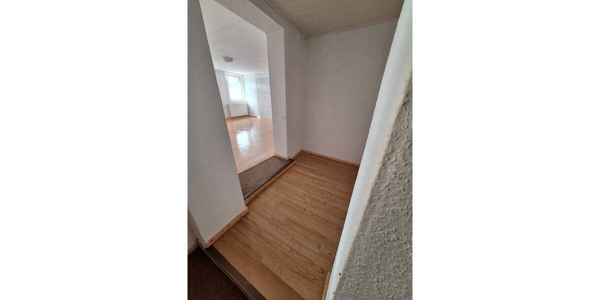 Mehrfamilienhaus, Wohnhaus Lutter Neuwallmoden - 8 Zimmer, 320 m&sup2;, 156.000&euro; | Angebot:26154913