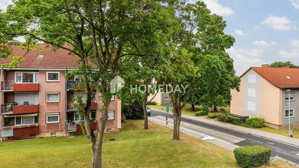 Neu sanierte 3-Zimmer-Wohnung mit überdachtem Balkon in ruhiger Lage 3 zimmer