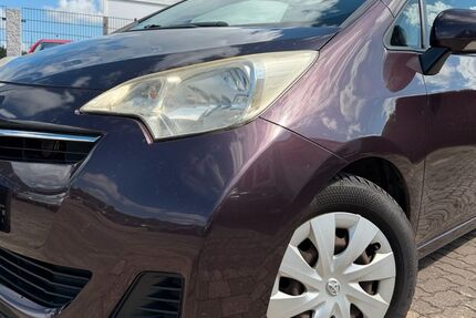 Toyota Verso-S 204.000 km 3.999 &euro; Hildesheim 31137