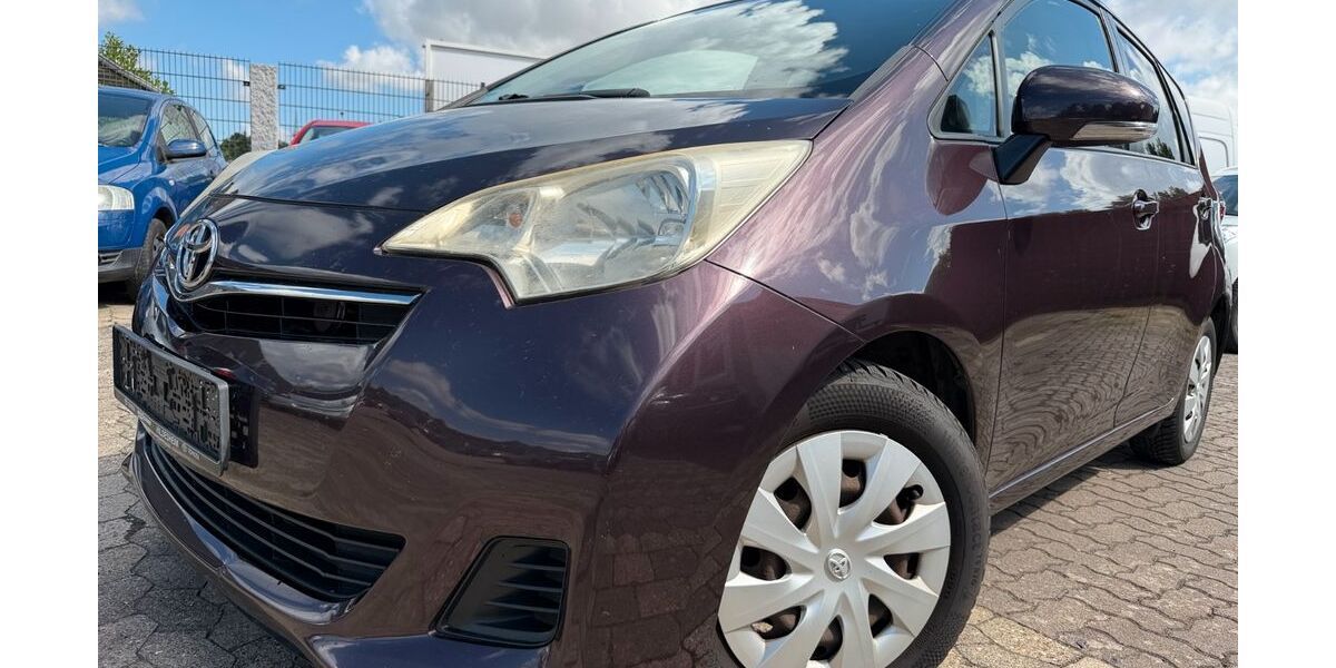 Toyota Verso-S 204.000 km 3.999 &euro; Hildesheim 31137
