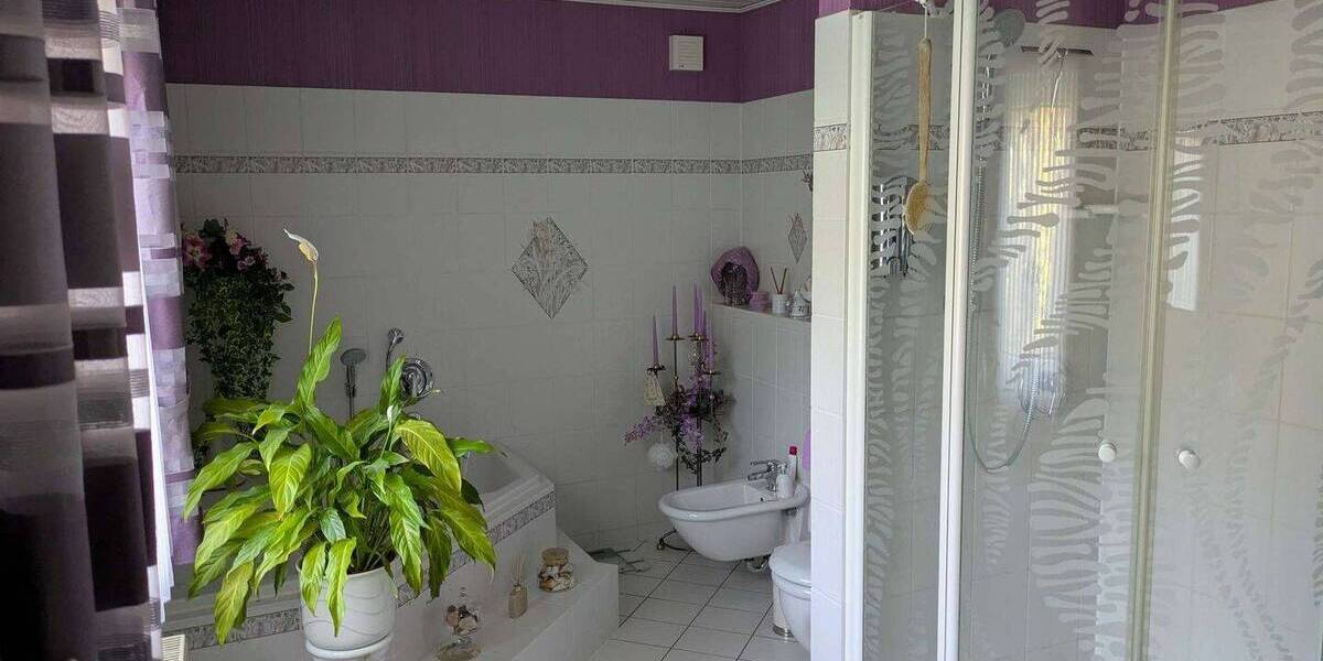 Mehrfamilienhaus, Wohnhaus Braunschweig Kralenriede - 6 Zimmer, 148 m&sup2;, 299.000&euro; | Angebot:26105666