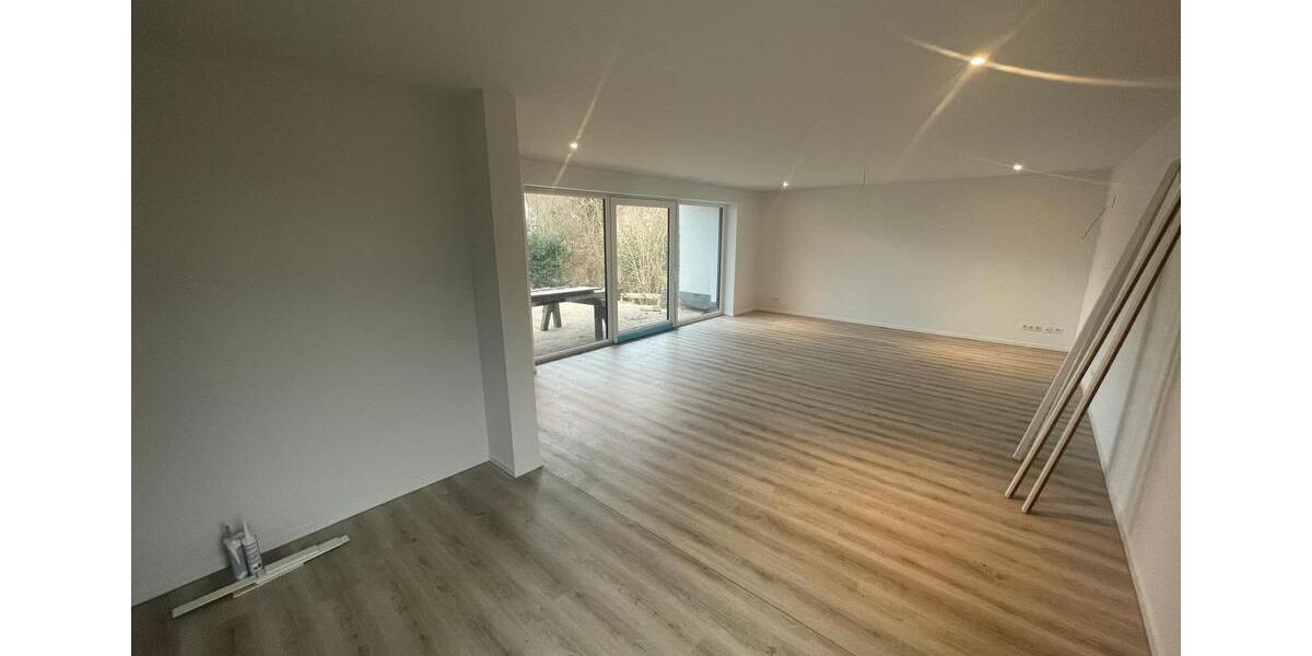 Bungalow Cremlingen - 4 Zimmer, 138 m&sup2;, 1.900&euro; | Angebot:25839914