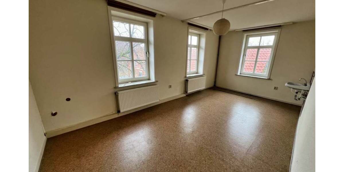 Immobilie mit vielen Möglichkeiten - Zweifamilienhaus Ilsede Groß Lafferde | Angebot:25971897