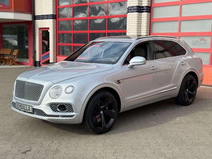 Bentley Bentayga 58.700 km 126.950 € Braunschweig 38112
