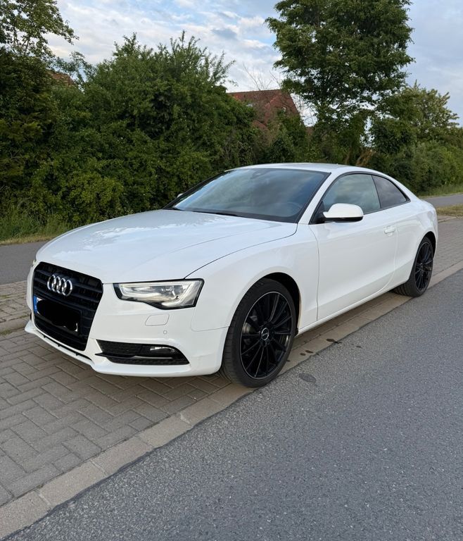 Audi A5 159.000 km 13.700 € Wolfenbüttel 38300