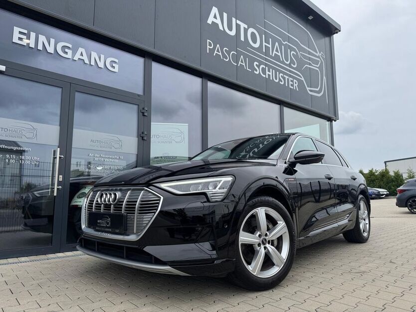 Audi e-tron 61.000 km 26.950 € Vechelde 38159