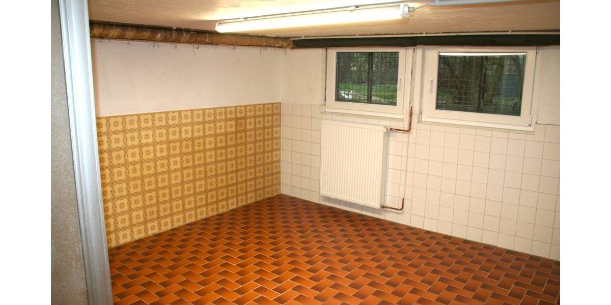 Mehrfamilienhaus, Wohnhaus Bad Salzdethfurt ST Östrum Detfurth - 6 Zimmer, 135 m&sup2;, 209.000&euro; | Angebot:26026932