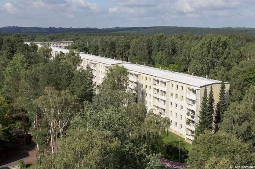 Wohnung zum Mieten in Hermsdorf 380 € 70.05 m²