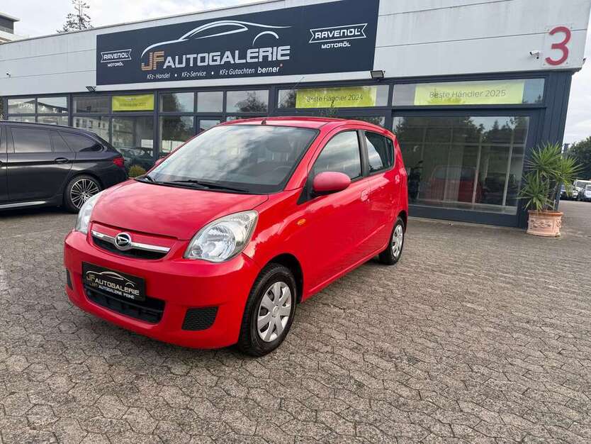 Daihatsu Cuore 99.000 km 3.490 € Peine 31226
