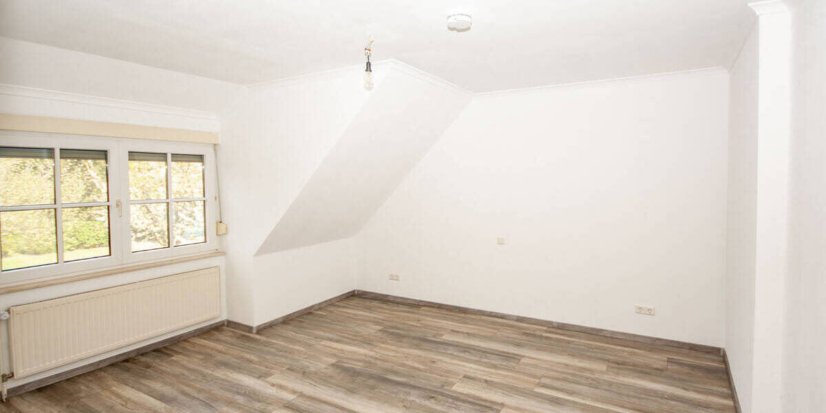 Etagenwohnung Goslar Ohlhof - 3 Zimmer, 110 m&sup2;, 1.000&euro; | Angebot:26258714