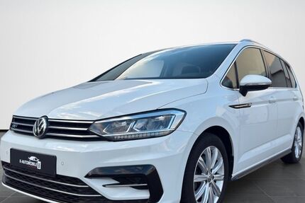VW Touran 156.700 km 17.999 € Braunschweig 38112