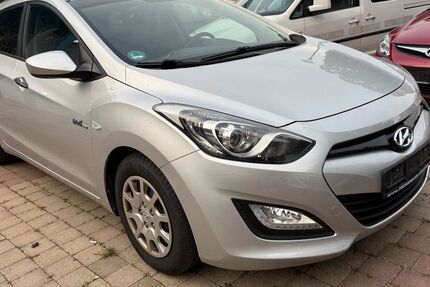 Hyundai i30 166.000 km 5.700 € Wolfenbüttel (Halchter) 38304