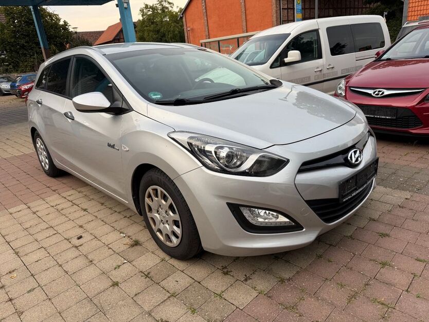 Hyundai i30 166.000 km 5.700 € Wolfenbüttel (Halchter) 38304