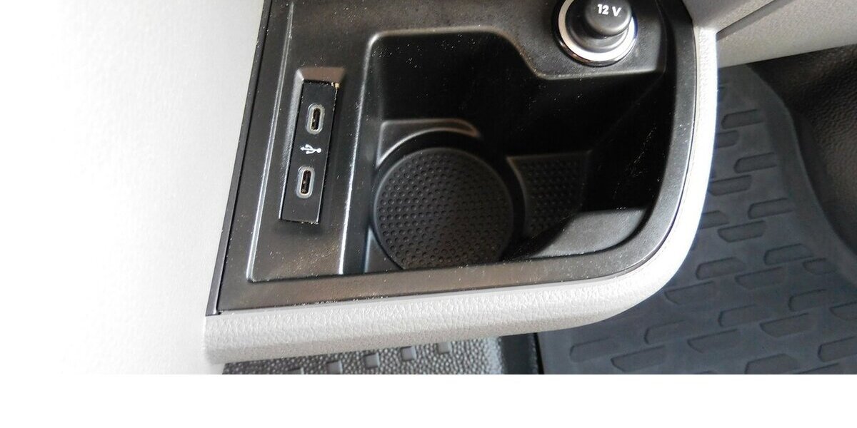 VW T6.1 Transporter 2.0 TDI BMT 3Sitze Navi Klima 22.600 km 32.990 &euro; Vordorf 38533