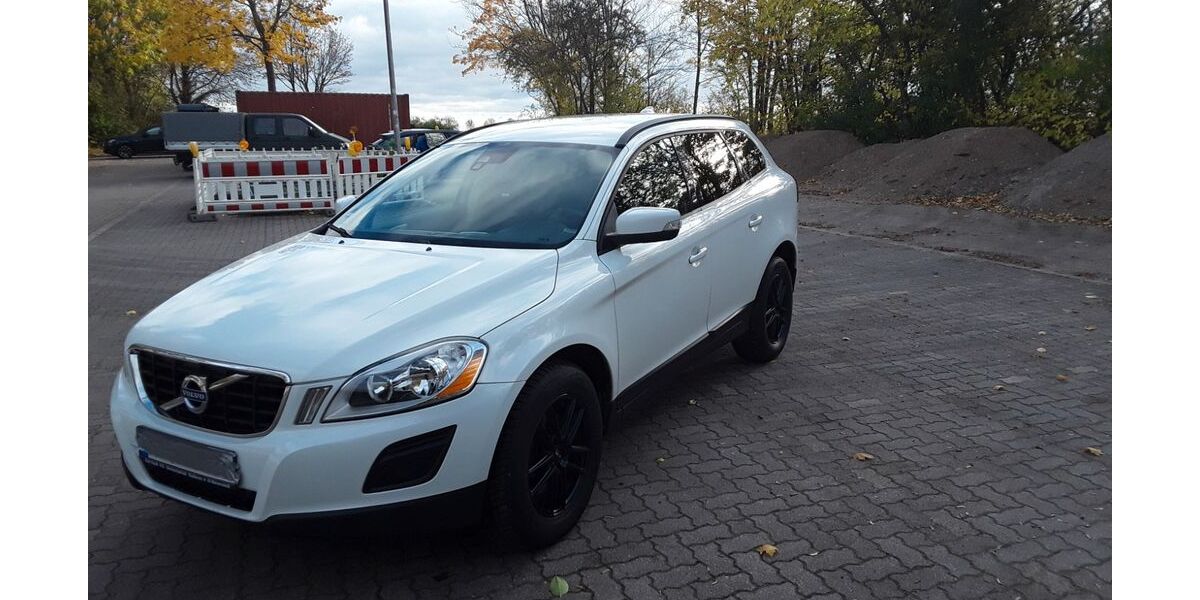 Volvo XC60 231.000 km 9.500 &euro; Borsum 31177
