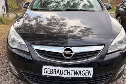 Opel Astra 156.000 km 4.400 € Adersheim 38304