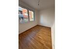 Moderne Erdgeschoßwohnung in Peine mit Terrasse und eigenem Gartenanteil