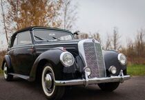 Mercedes 220