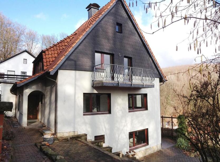 Für zwei Generationen geeignet! Ruhige Lage! Für Naturfreunde! Mit Garage und Garten!