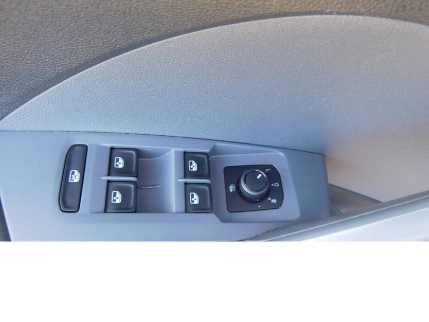 T-Cross 1.0 Life Active BMT TSI Radio Klima