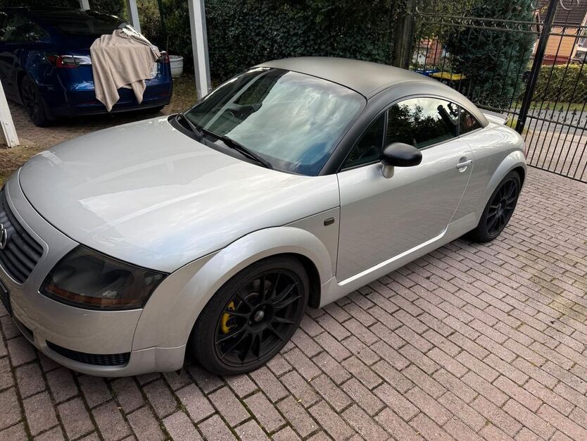 Audi TT 139.000 km 7.999 € Seesen 38723