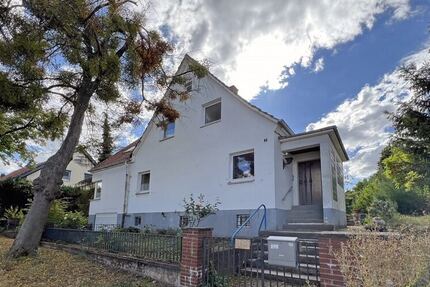 Renovierungsobjekt & großes Grundstück 6 zimmer