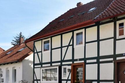 Haus Holle - 6 Zimmer, 124 m&sup2;, 820&euro; | Angebot:25131399