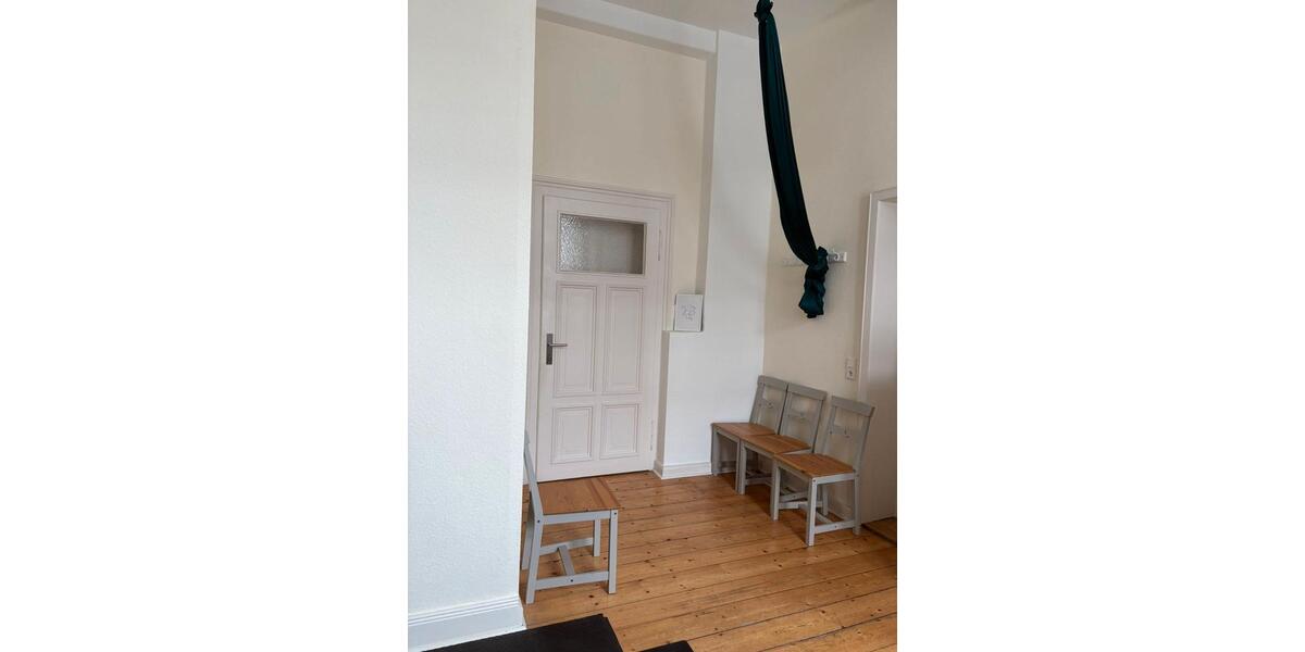 Hochparterre Hildesheim - 4 Zimmer, 165 m&sup2;, 1.155&euro; | Angebot:26251203