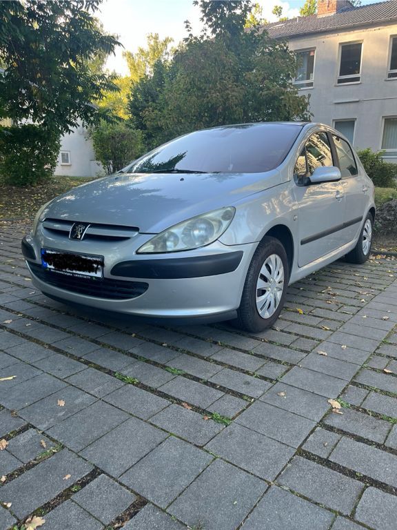 Peugeot 307 95.400 km 3.650 € Salzgitter 38226