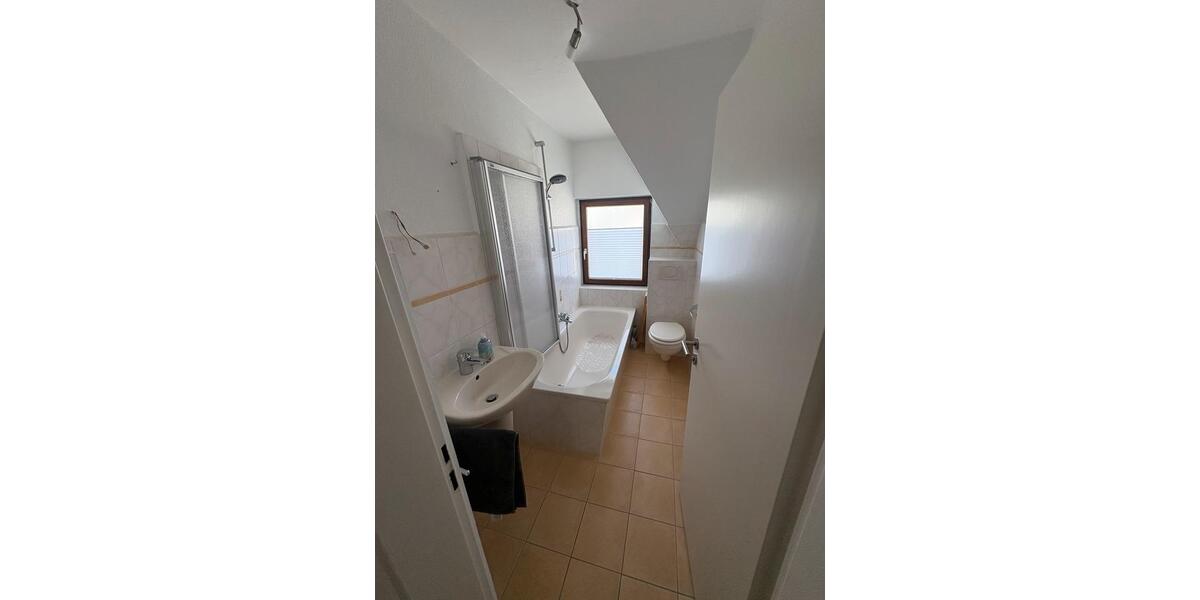 Einfamilienhaus Bad Salzdetfurth - 7 Zimmer, 125 m&sup2;, 290.000&euro; | Angebot:26062031