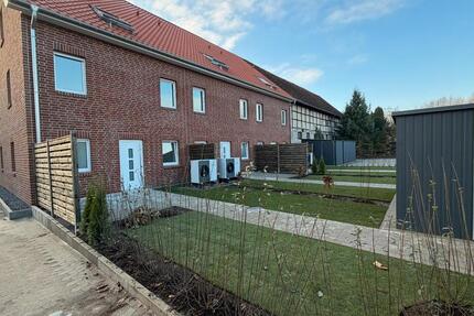 Haus Braunschweig Heidberg-Melverode - 6 Zimmer, 165 m&sup2;, 2.250&euro; | Angebot:26470338